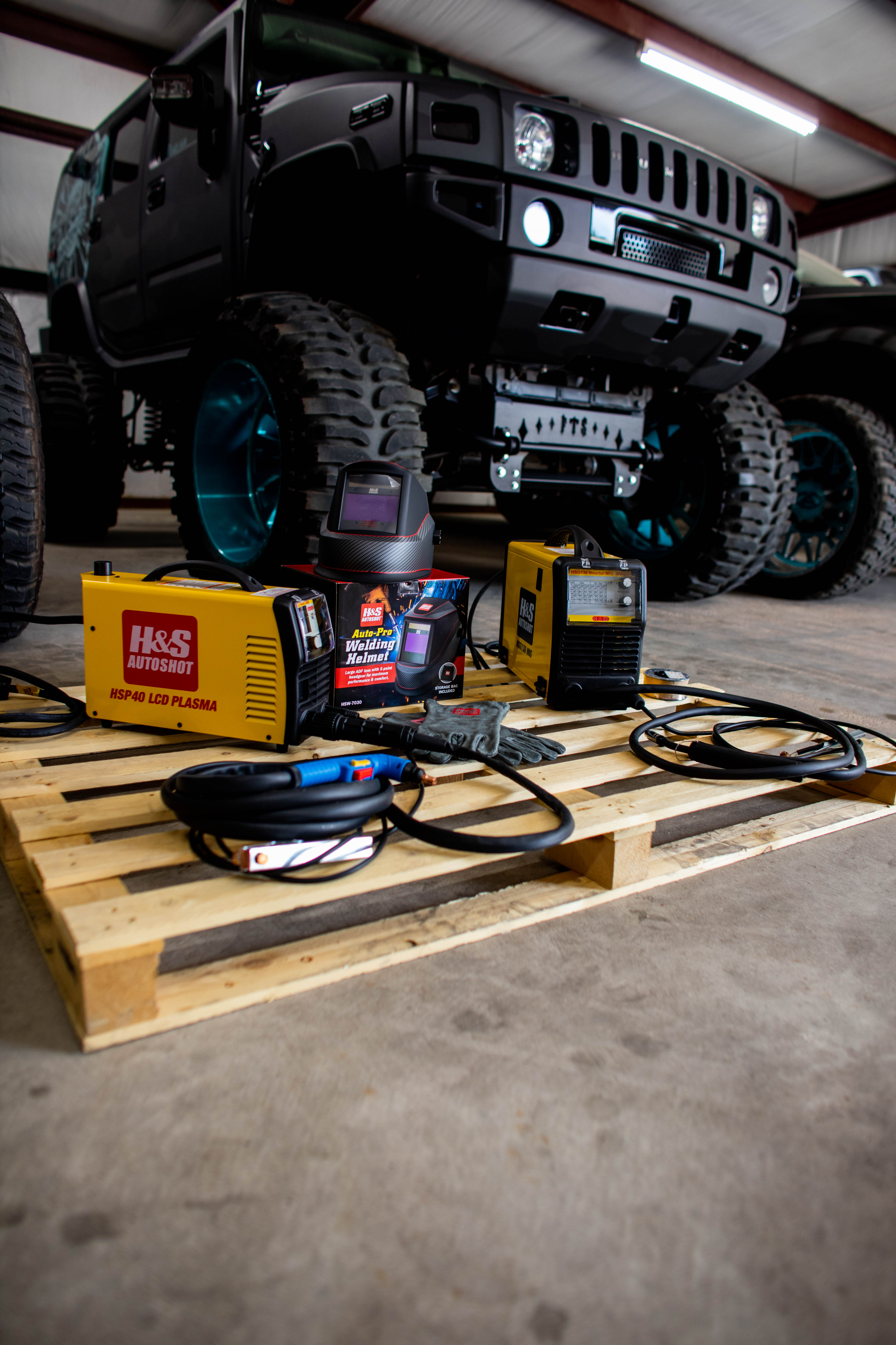 LB Motorsports H&S Equipment Giveaway Raffle Creator