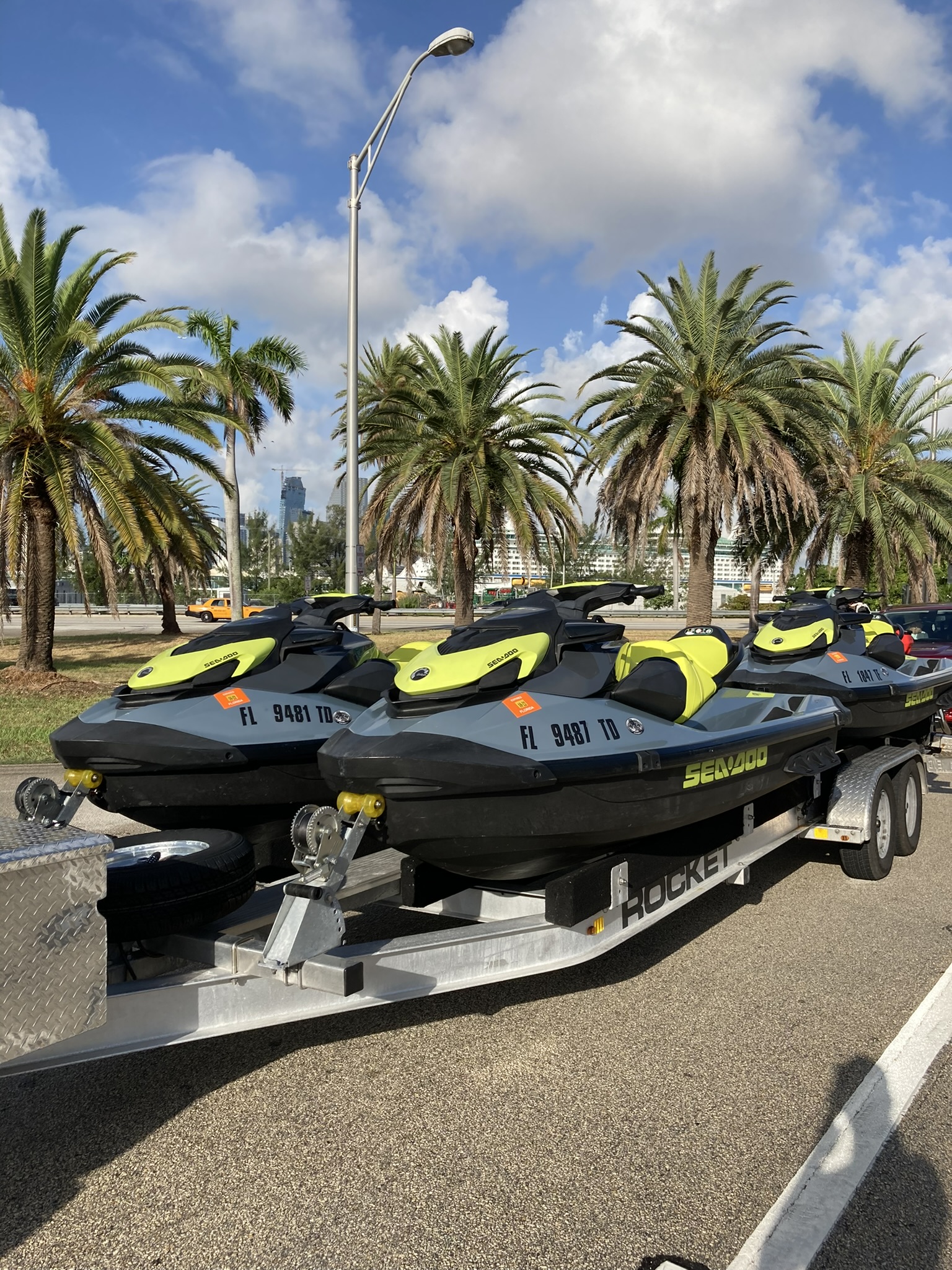 WIN A FREE 3h JET SKI RIDE IN MIAMI WITH SLIP AND SLIDE JET SKI RENTAL