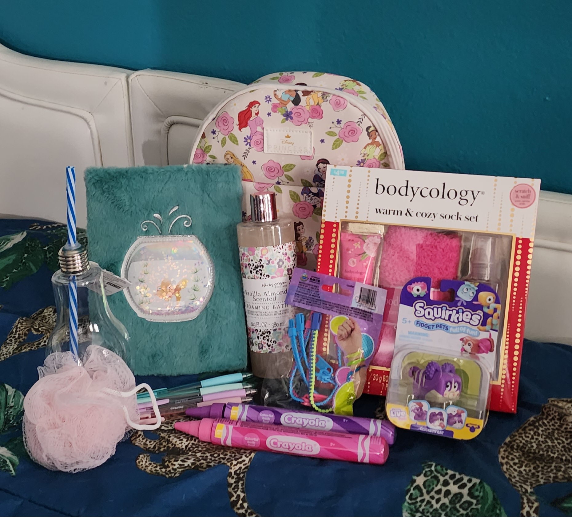 Woman's and Girls Gift Bag Raffle Creator